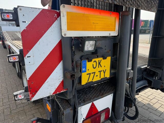 Полуавтомат с низкой загрузкой Nooteboom OSD-48-03L, Hef-, Liftdek, Double Ramps, Steeri...