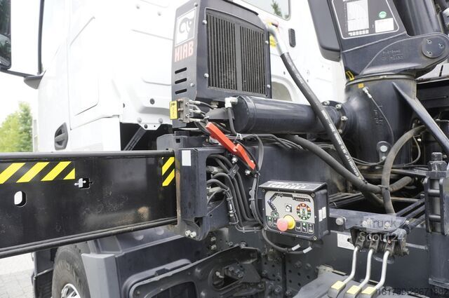 Plataforma com grua Mercedes-Benz Arocs 1833 4x2 / 50 tho. km! / HIAB