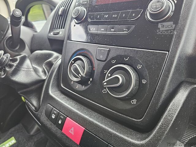 Camioneta familiar de techo alto Citroën JUMPER 2.2 HDI