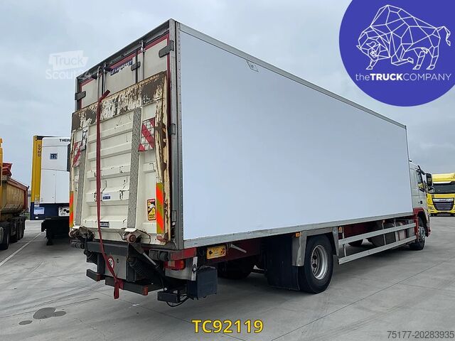 النقل المبرد / المجمد Volvo FM 330