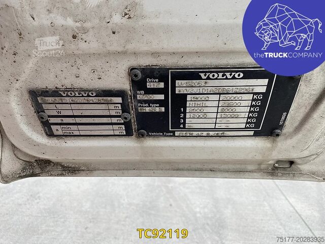 النقل المبرد / المجمد Volvo FM 330