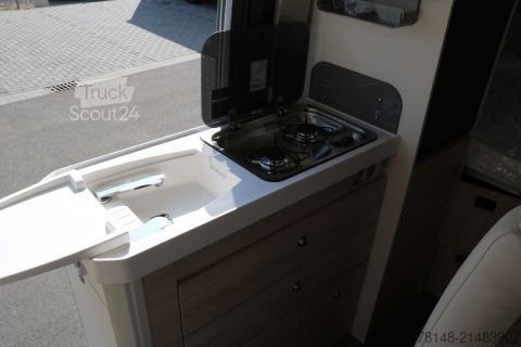 Camper van Eura Mobil Van 595 HB