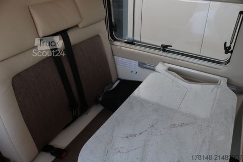 Camper van Eura Mobil Van 595 HB