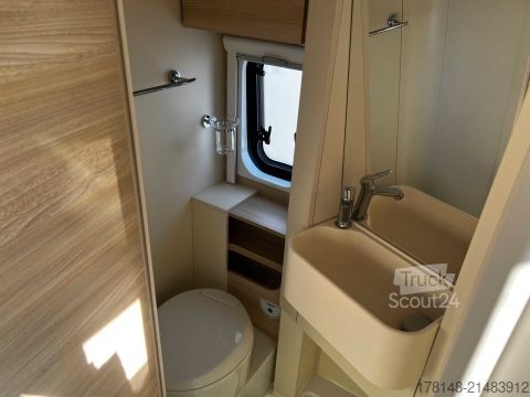 Camper van Eura Mobil Van 595 HB