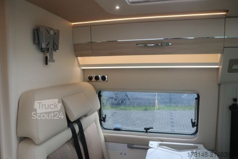 Camper van Eura Mobil Van 595 HB