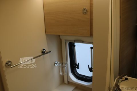 Camper van Eura Mobil Van 595 HB