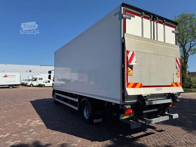 Transport refrigerat/congelat DAF LF 260 FA