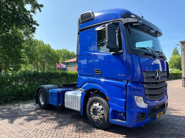 Standaard-SZM Mercedes-Benz Actros 1940
