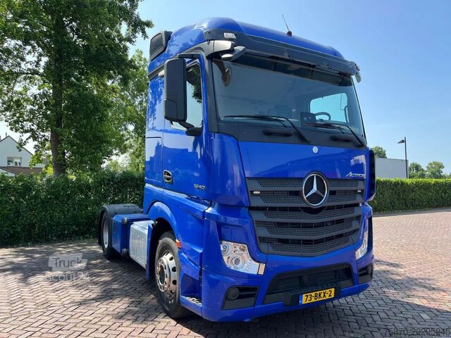 Standaard-SZM Mercedes-Benz Actros 1940