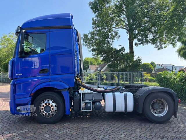Standaard-SZM Mercedes-Benz Actros 1940