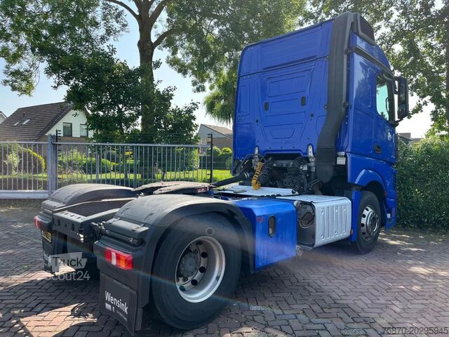 Standaard-SZM Mercedes-Benz Actros 1940