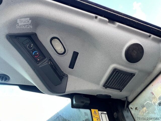 фуражна техника и техника за хранене R.M.H. 21m³ Premium Gold