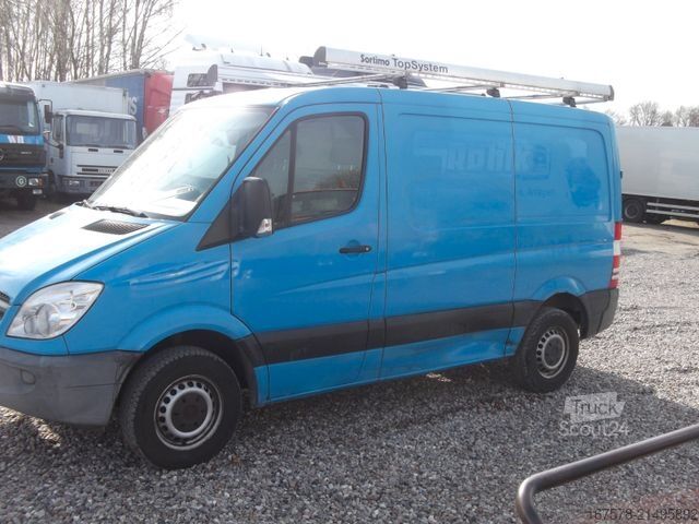 Furgone MERCEDES-BENZ Sprinter II Kasten 310/CDI. Sortimo Dachträger