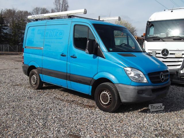 Furgone MERCEDES-BENZ Sprinter II Kasten 310/CDI. Sortimo Dachträger