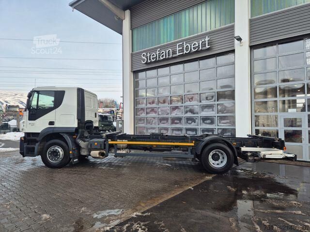 Chassis med førerhus Iveco Stralis AT190S31/FP CM BDF LBW unterfaltbar AHK