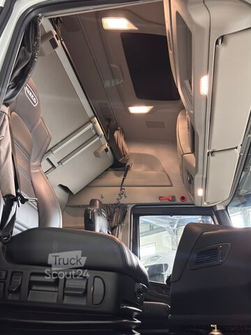  IVECO S-WAY 570 uff. Italia- FULL OPT.+ACCIAI