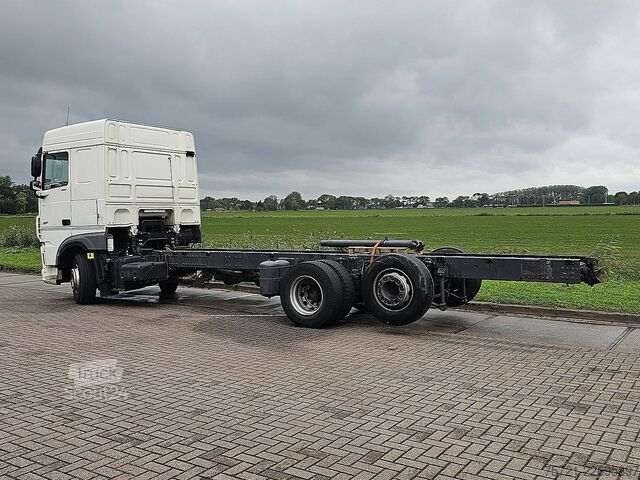 Podvozok s kabínou DAF XF 480 6x2*4