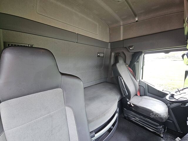Standard-SZM RENAULT T 460 RETARDER VOIGHT