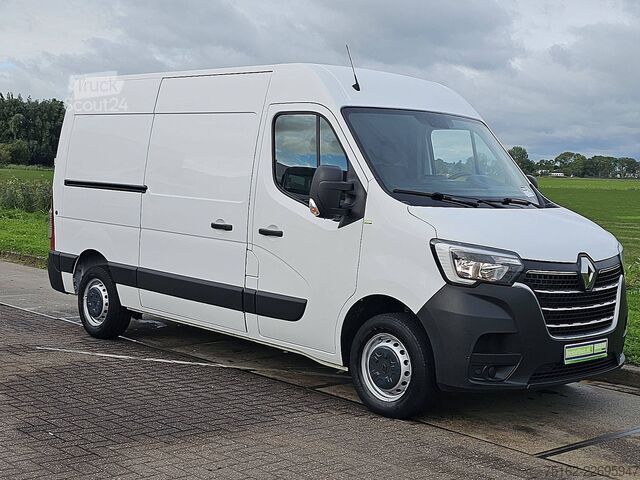 Bestelauto RENAULT MASTER 2.3 L2H2 Navi Airco Eur6