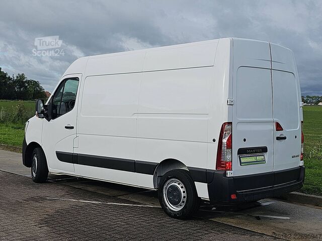 Bestelauto RENAULT MASTER 2.3 L2H2 Navi Airco Eur6