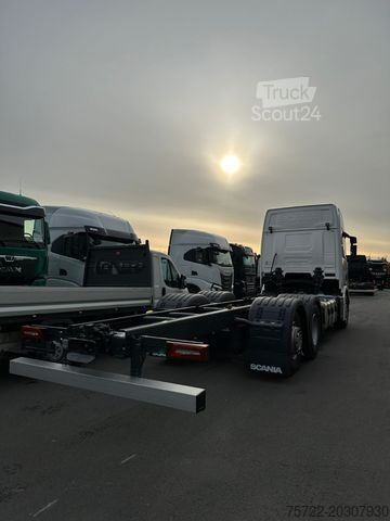 Teherautó alváz SCANIA R 560 6x2-4 BL Fahrgestell