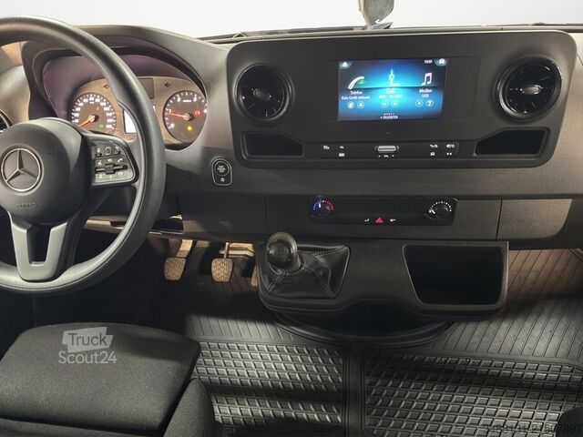 Skåpbil Mercedes-Benz SPRINTER 211 L2H1 AHK RÜFA KLAPPSITZ RECHTS