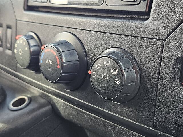 Nakladalna ploščad RENAULT MASTER 2.3 DCI 145 DC DL