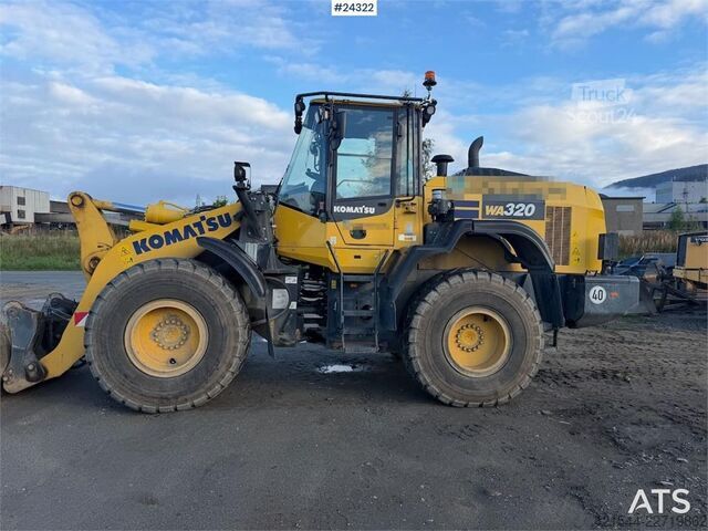 Iekrāvējs Komatsu WA320-8E0 wheel loader w/ lever steering and a buc