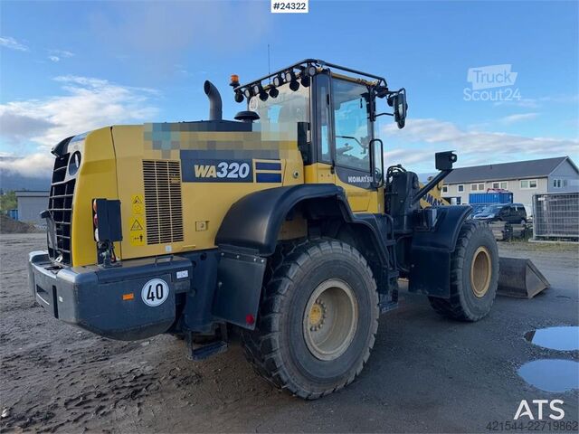 Iekrāvējs Komatsu WA320-8E0 wheel loader w/ lever steering and a buc