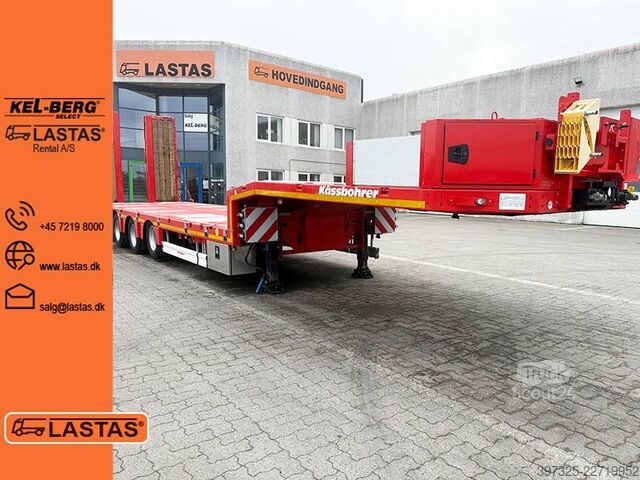 Zwiastun platformy Kässbohrer 4 axle Machine trailer /4 achseMaschinenauflieger