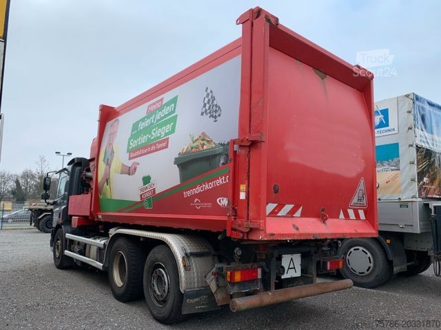 Šiukšliavežis DAF CF 75.310 Schörling Seitenlader/Rechtslenker