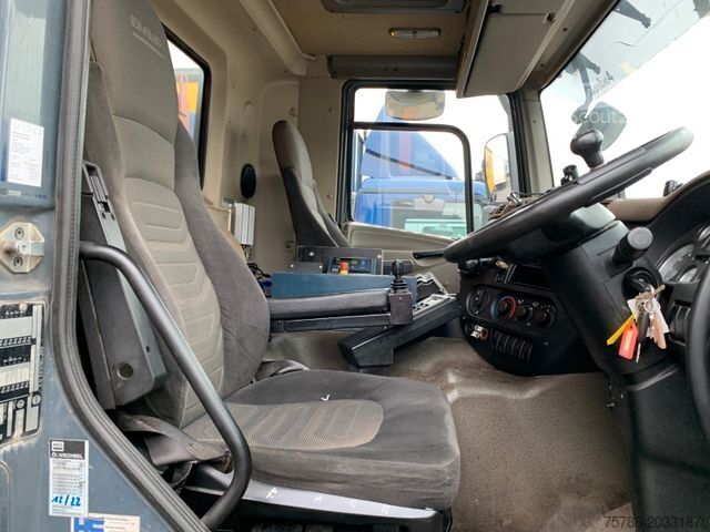 Šiukšliavežis DAF CF 75.310 Schörling Seitenlader/Rechtslenker