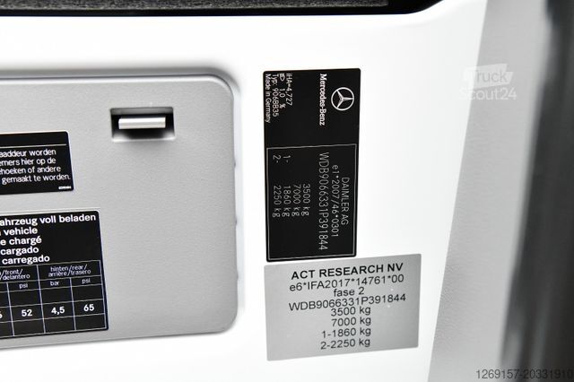 Фургон с высокой крышей MERCEDES-BENZ Sprinter 316 CDI Kasten L2H2 Regalsystem