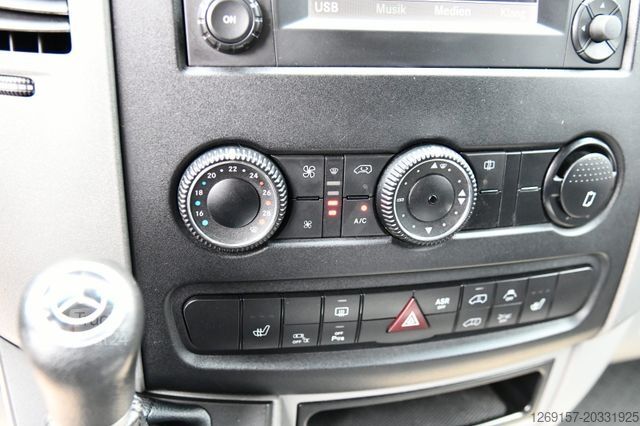 Фургон с высокой крышей MERCEDES-BENZ Sprinter 313 CDI Kasten L1 H2 Automatik + Kamera