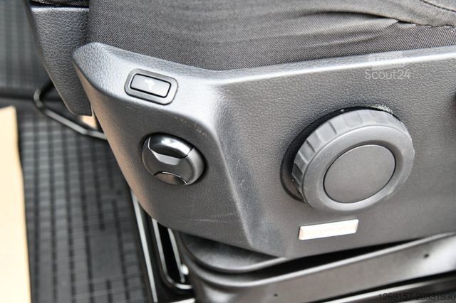 Минибус VOLKSWAGEN Crafter Kasten Mixto 6-Sitzer 35 Trendline L2H2