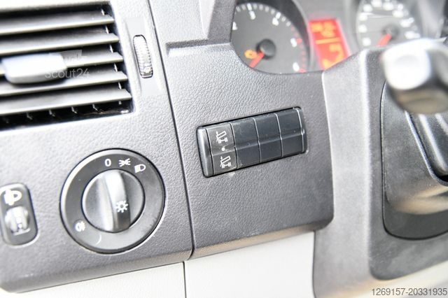 Vyklápacia dodávka VOLKSWAGEN Crafter Dreiseitenkipper Kipper 35 mittel L2 RWD