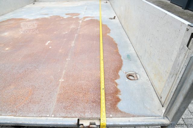 Vyklápacia dodávka VOLKSWAGEN Crafter Dreiseitenkipper Kipper 35 mittel L2 RWD