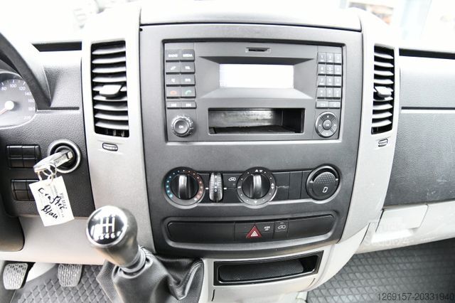 Tipper varebil VOLKSWAGEN Crafter Dreiseitenkipper 35 mittel L2 RWD