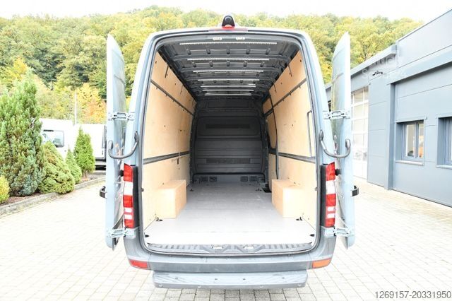 Фургон с высокой крышей MERCEDES-BENZ Sprinter Kasten 319 CDI 4X4 L3H2 Schwingsitze