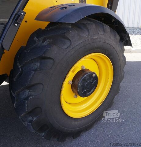  JCB 540-140 HI-VIZ