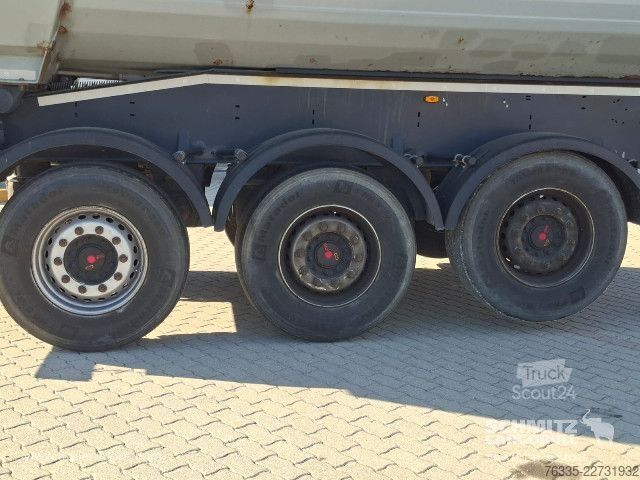 Naczepa wywrotka Schwarzmüller Tipper Steel half pipe body 24m³