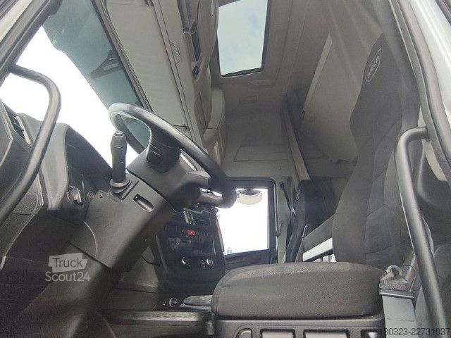 Samochód z wymienną zabudową IVECO AS260S51 FS/CM