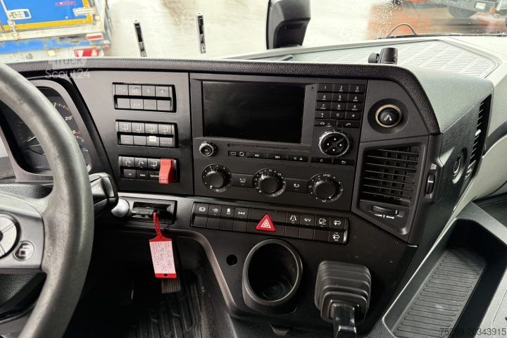 Standaard trekker Mercedes-Benz Antos 1843 4x2 ADR Retarder / Swiss-Vehicle