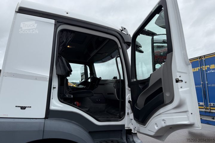 Standaard trekker Mercedes-Benz Antos 1843 4x2 ADR Retarder / Swiss-Vehicle