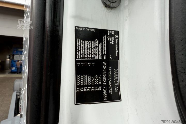 Standaard trekker Mercedes-Benz Antos 1843 4x2 ADR Retarder / Swiss-Vehicle