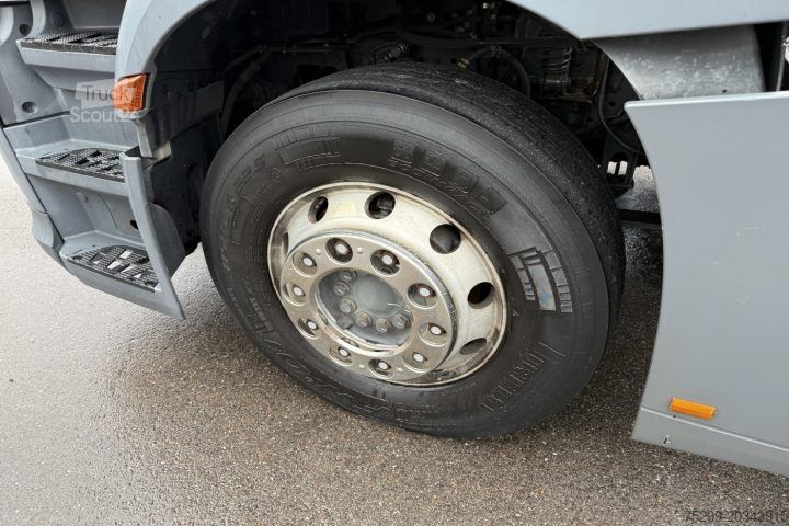 Standaard trekker Mercedes-Benz Antos 1843 4x2 ADR Retarder / Swiss-Vehicle