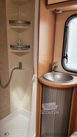 Alkoof camper Renault Ahorn
