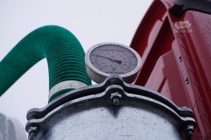 čistička odpadních vod Mercedes-Benz Actros 1833 / 260 tho. km / NEW septic t