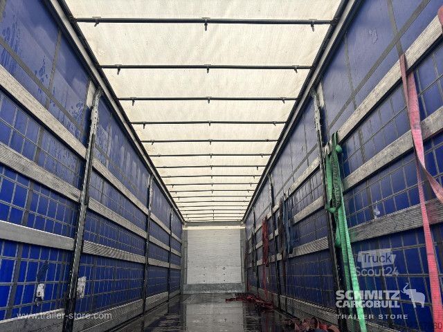 Semirimorchio con telone Schmitz Cargobull Semitrailer Curtainsider Standard