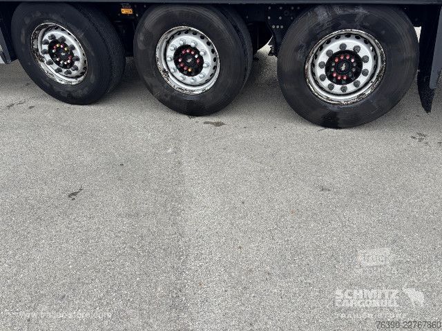 Semirimorchio con telone Schmitz Cargobull Semitrailer Curtainsider Standard